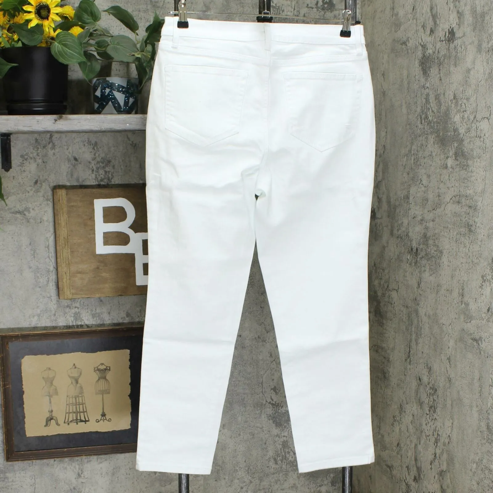 Denim & Co. Women's Studio Distressed Classic Denim Ankle Jeans White 12
