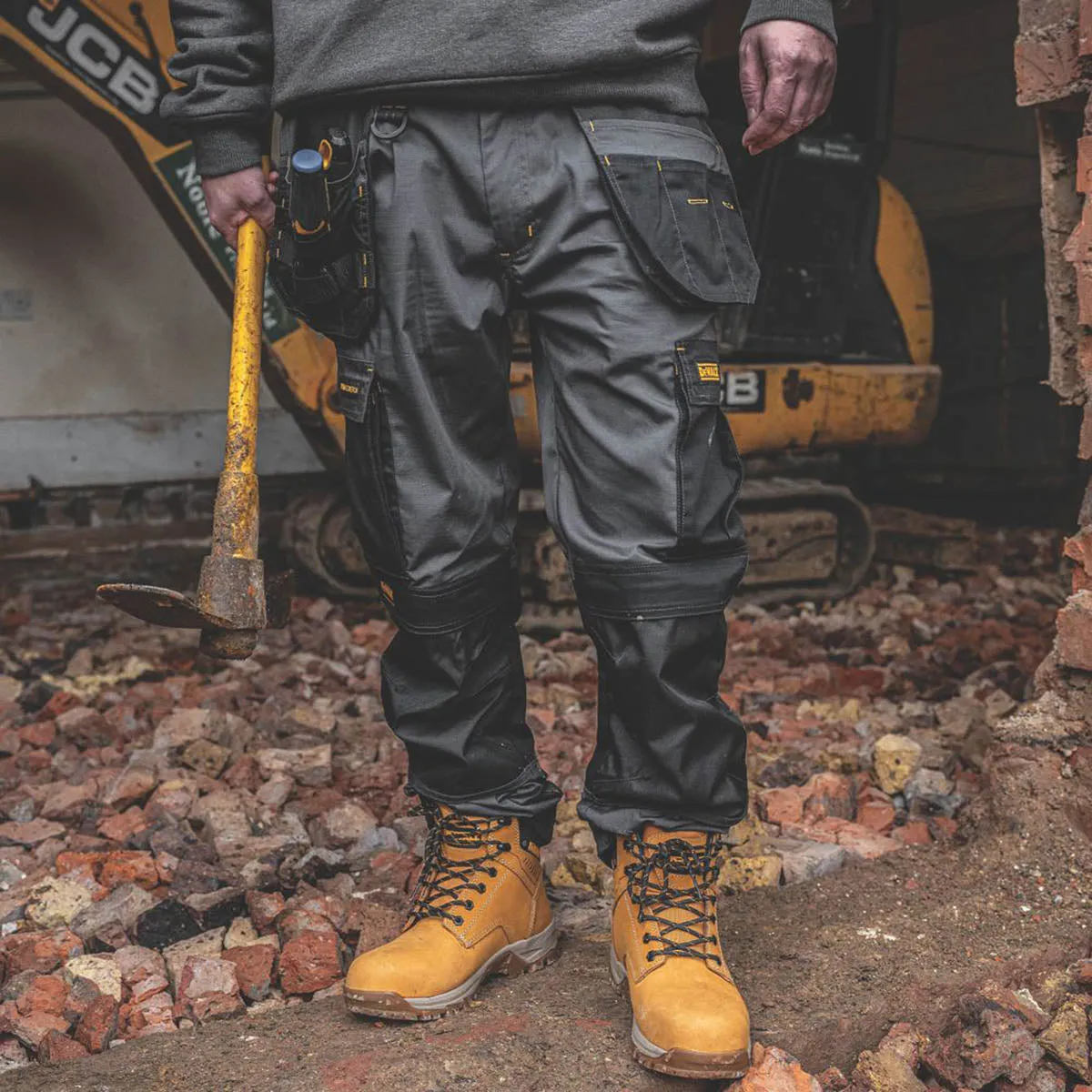 DeWalt Albany Work Trousers Black 32" W 31" L