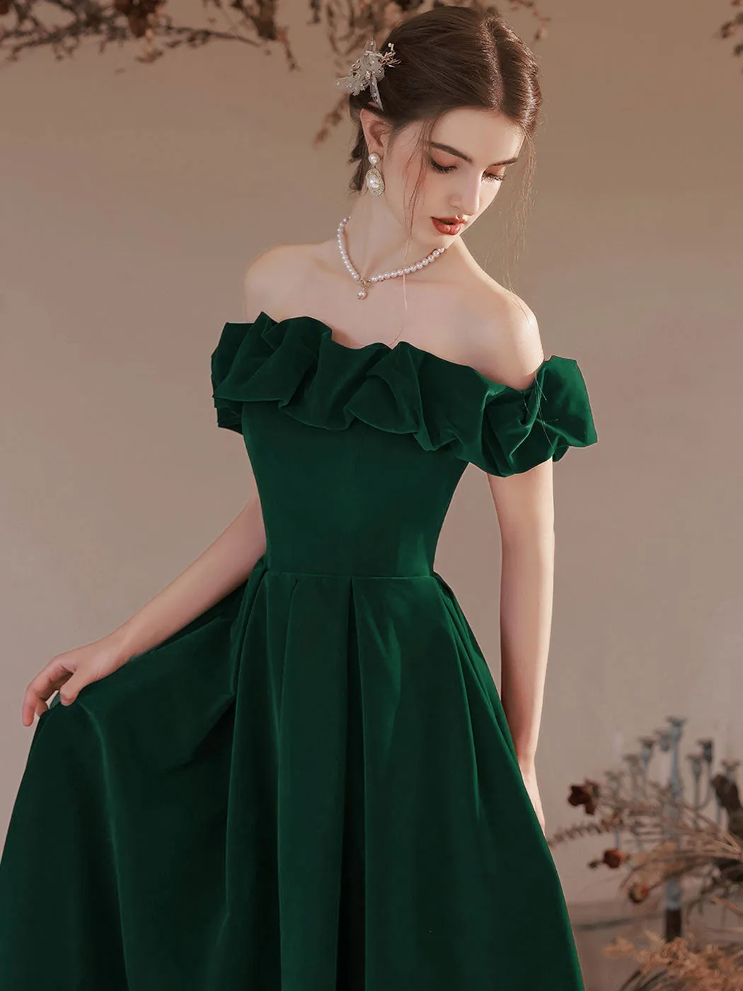 Emerald Green Off The Shoulder A-line Prom Dress