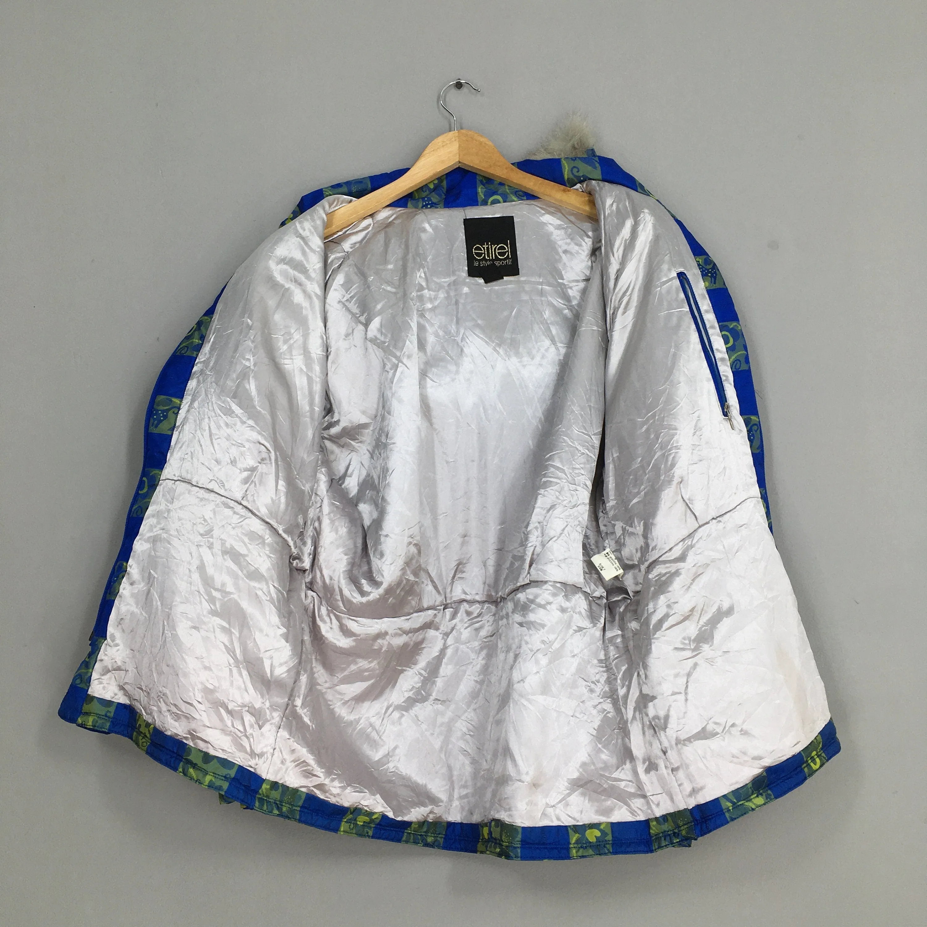 Etirel Ski Bomber Floral Art Pattern Jacket Large
