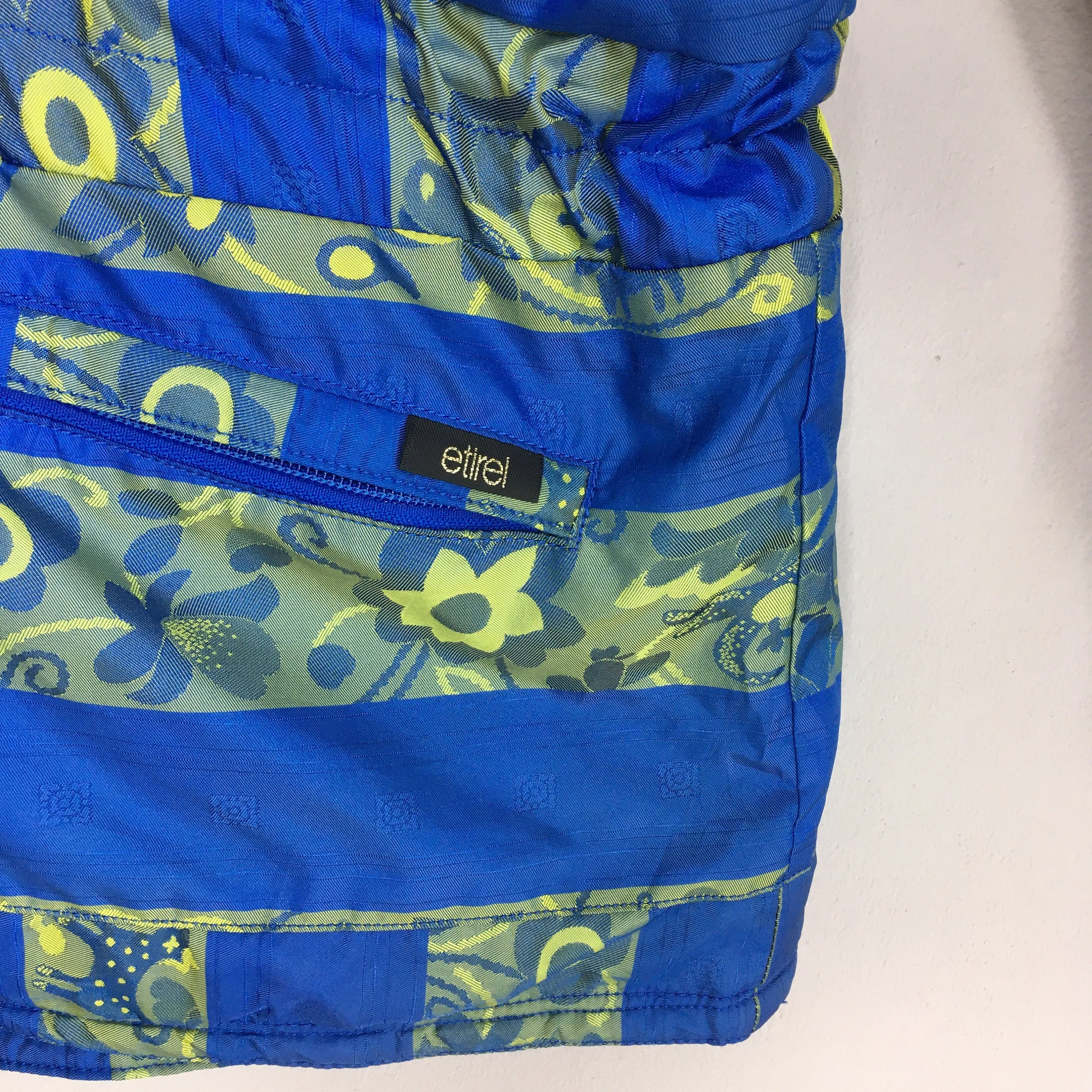 Etirel Ski Bomber Floral Art Pattern Jacket Large
