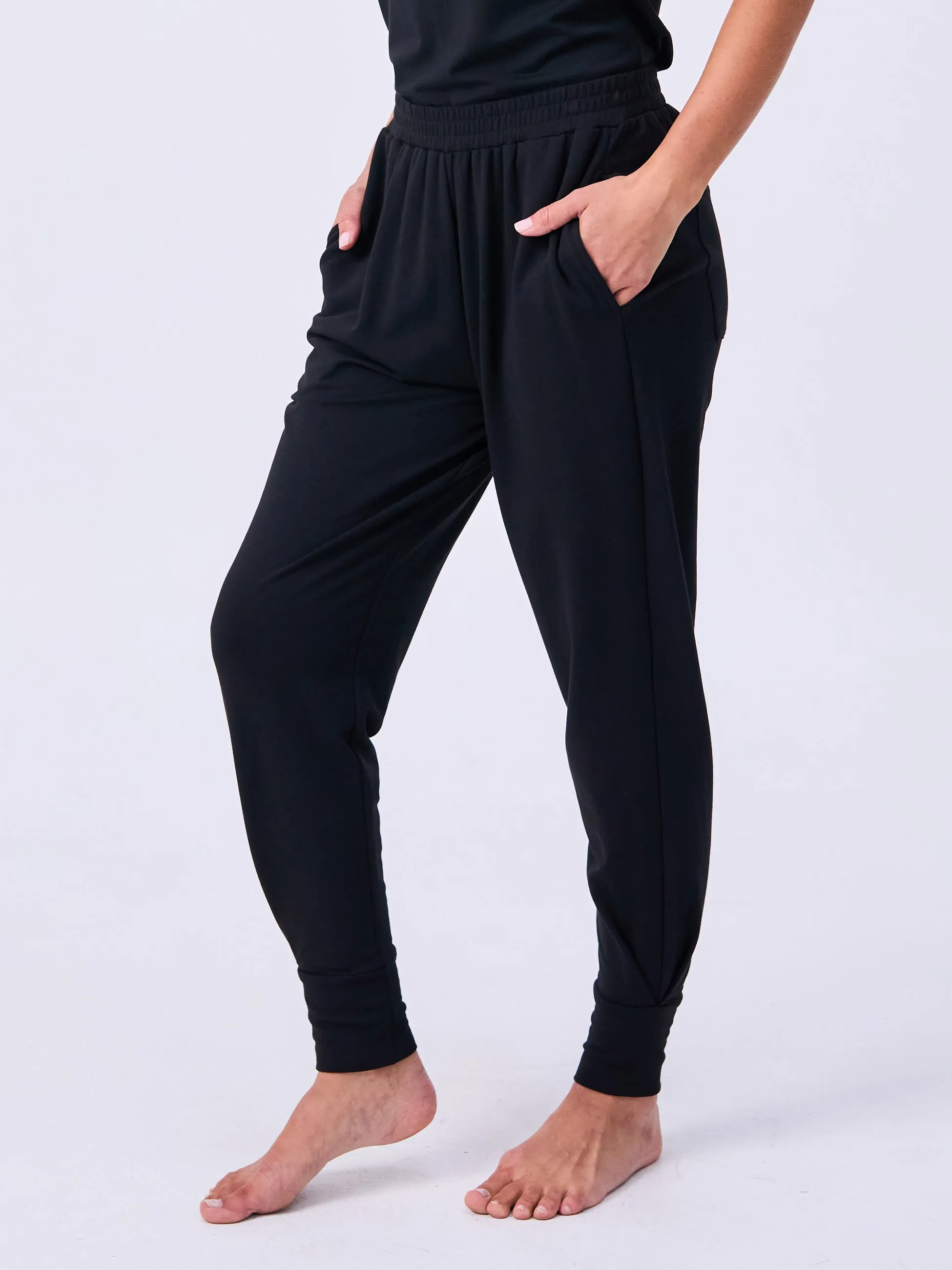 French Terry Side Pleat Jogger Jogger - Black