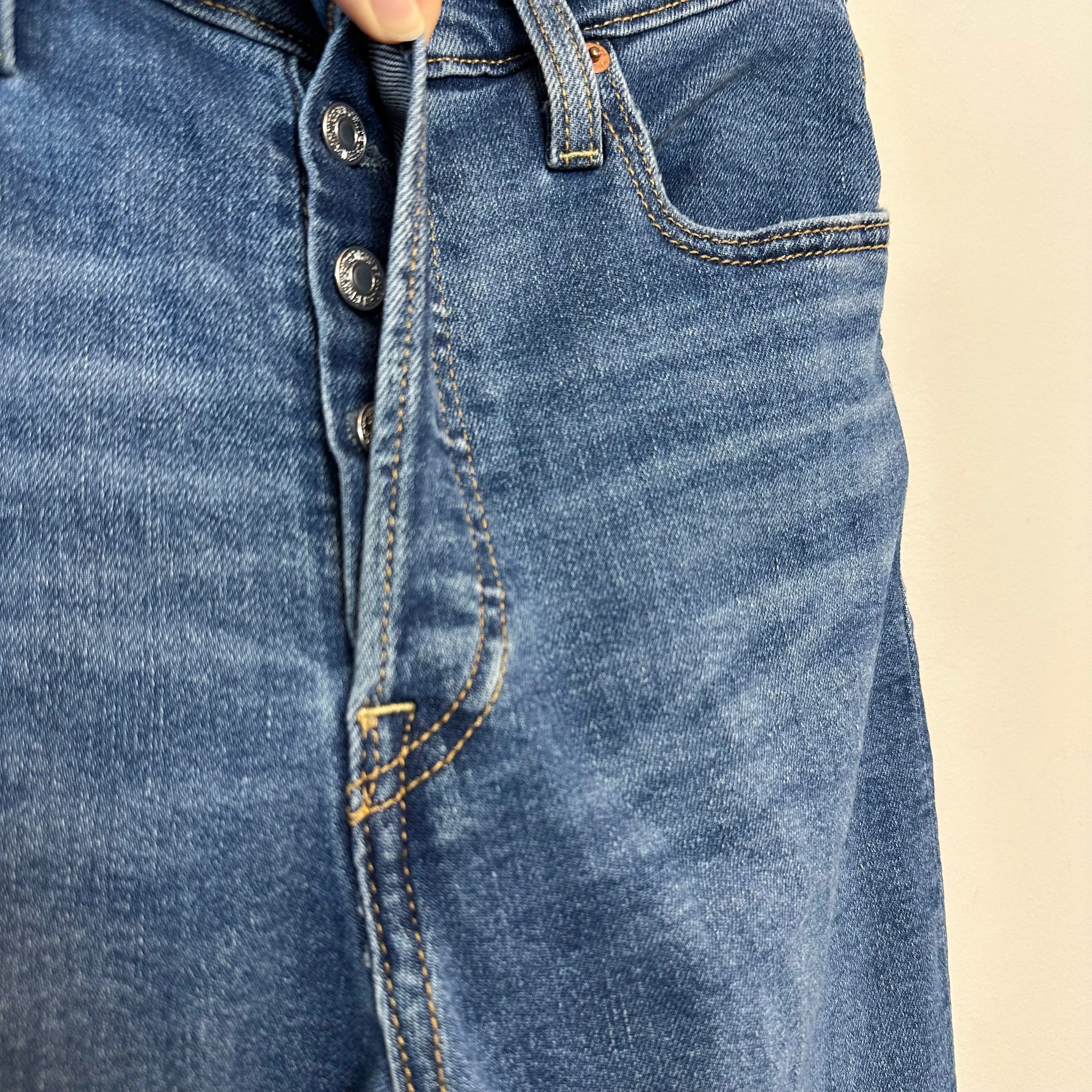 Levi's Ribcage Straight Ankle High Rise Cropped Button Fly Stretch 26