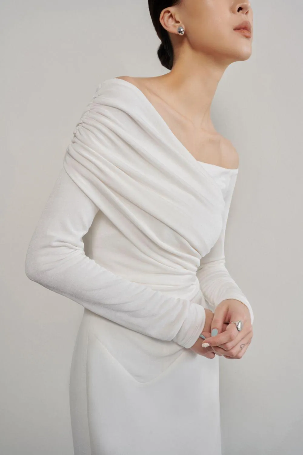 Valerie A-line Off-Shoulder Crinkle Crepe Midi Dress