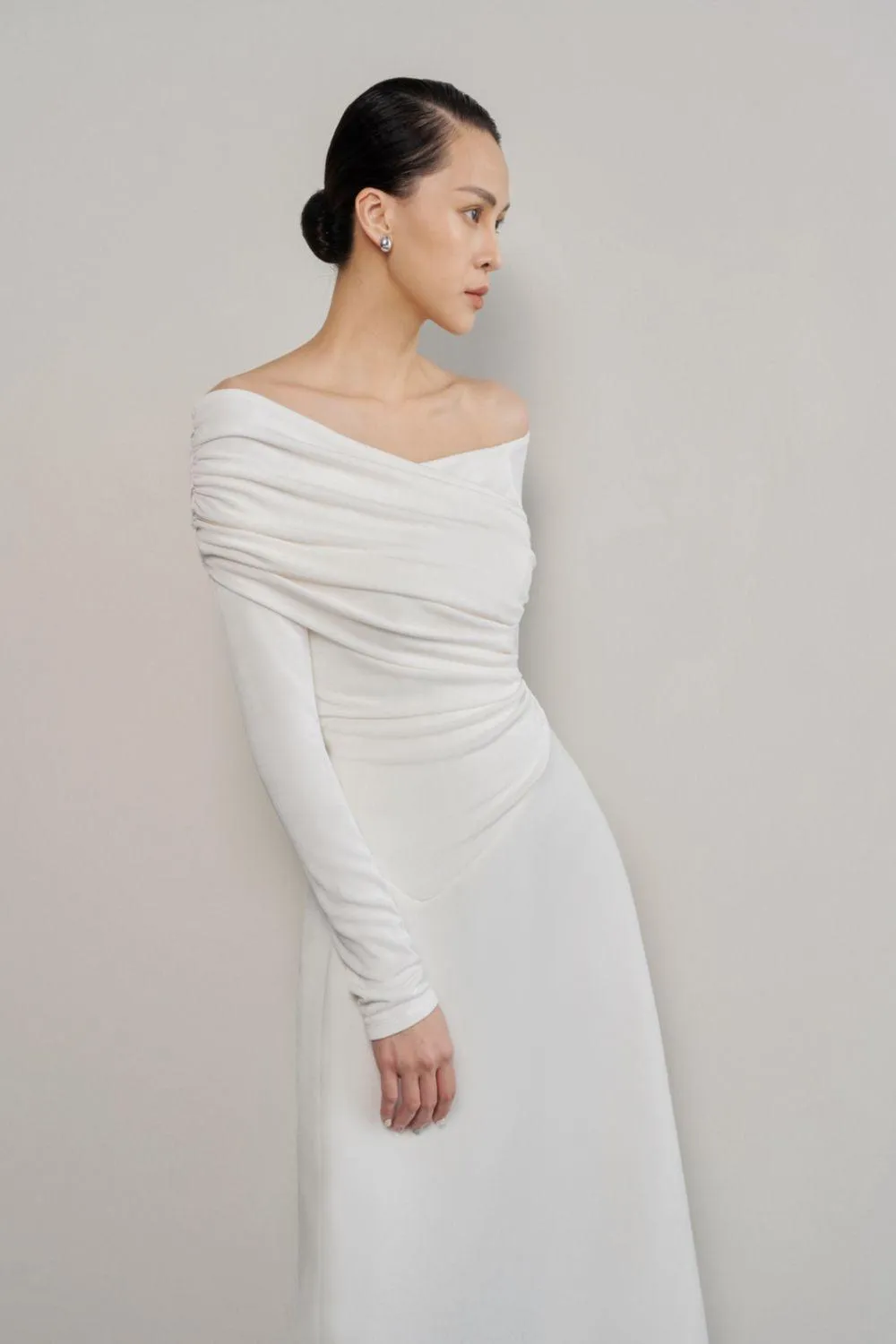 Valerie A-line Off-Shoulder Crinkle Crepe Midi Dress