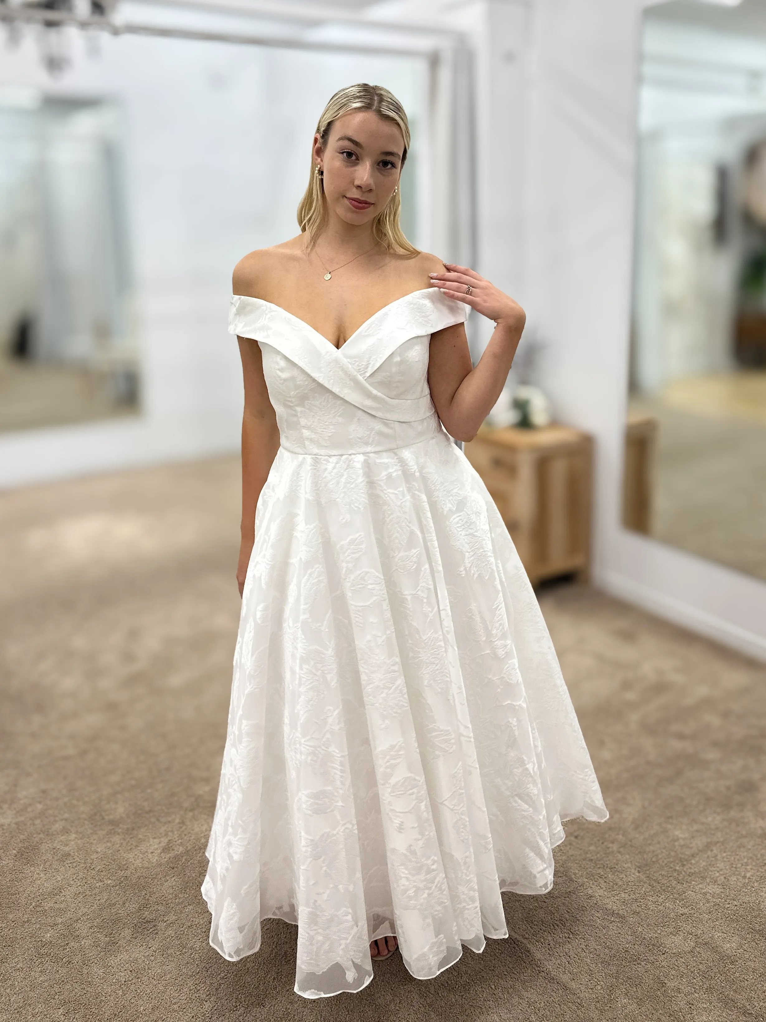 Yari Off Shoulder A-Line Midi