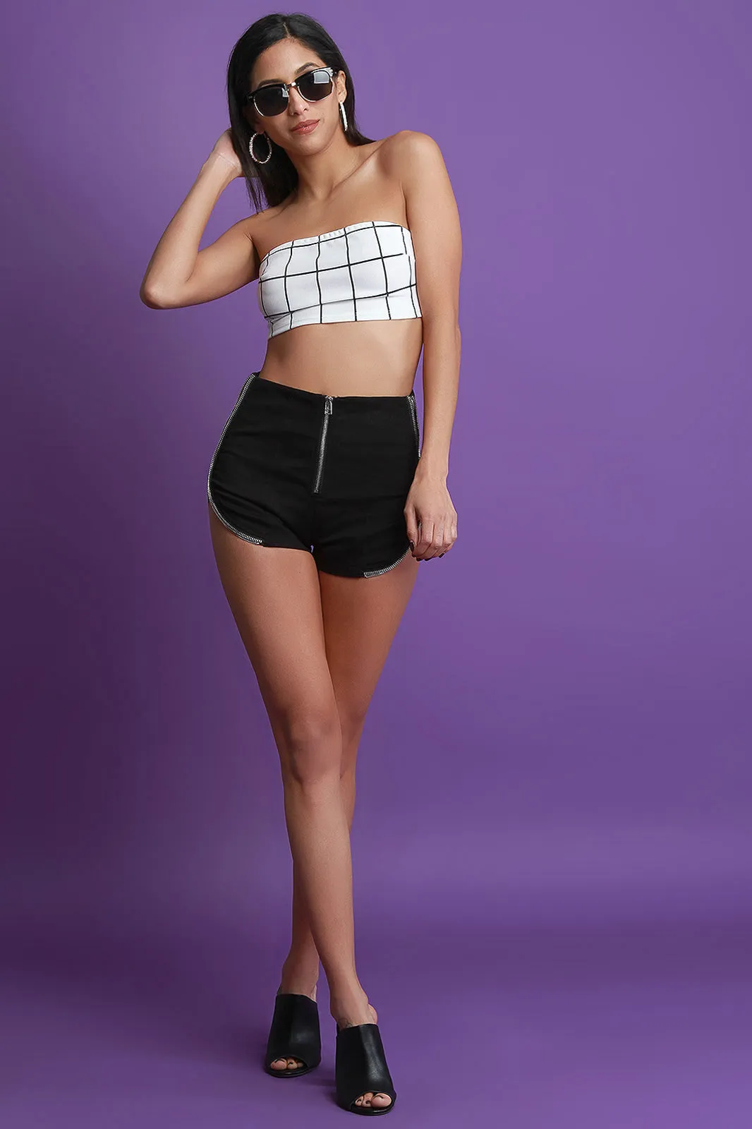 Zipper Runner Hem High Rise Shorts